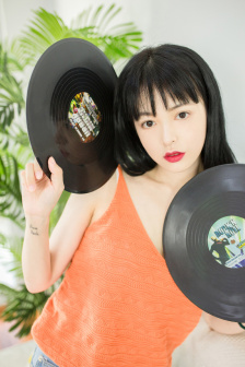 汤灿老公